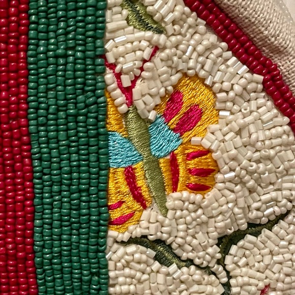 NWT- Circle Crossbody Seed Bead floral, butterfly and stripe bag purse - Picture 6 of 12